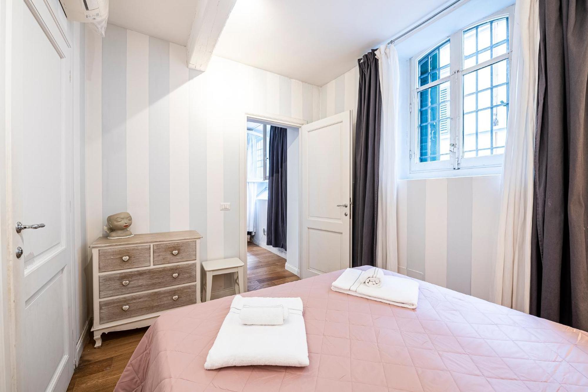 Suite In Pz. Michelangelo: Due Camere Con Due Bagni Florença Exterior foto