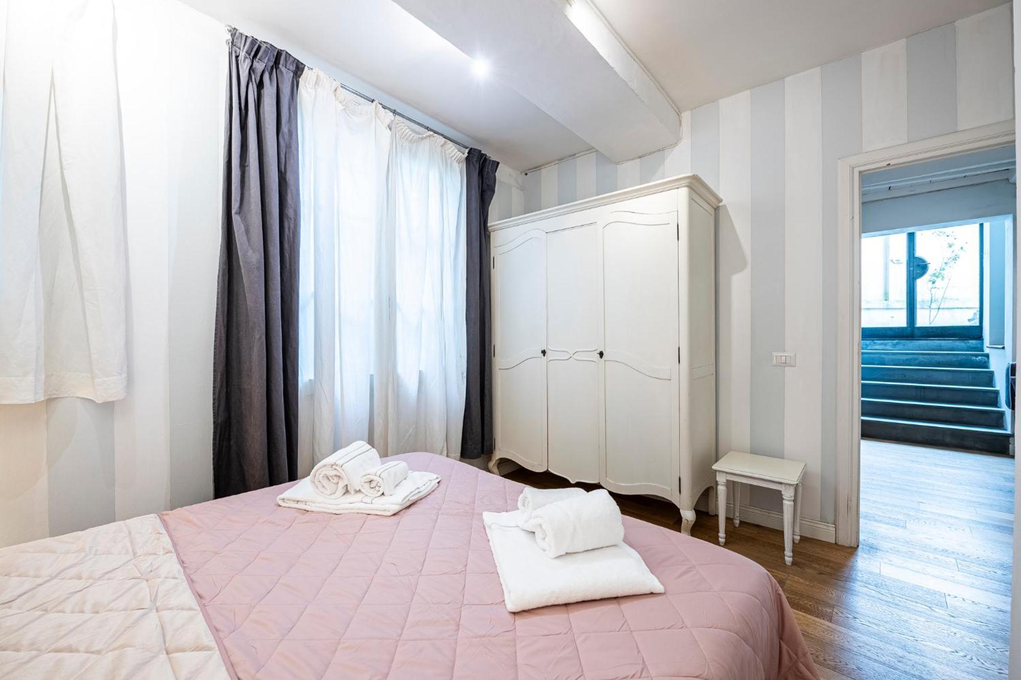 Suite In Pz. Michelangelo: Due Camere Con Due Bagni Florença Exterior foto