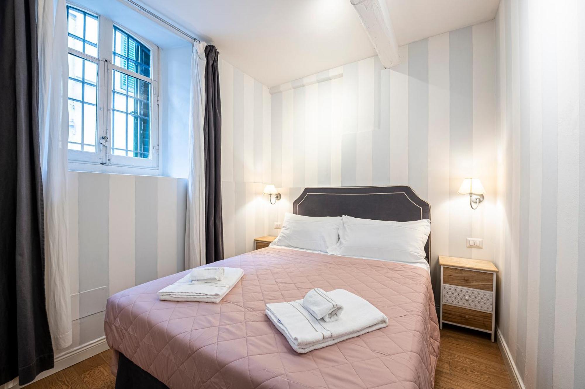 Suite In Pz. Michelangelo: Due Camere Con Due Bagni Florença Exterior foto